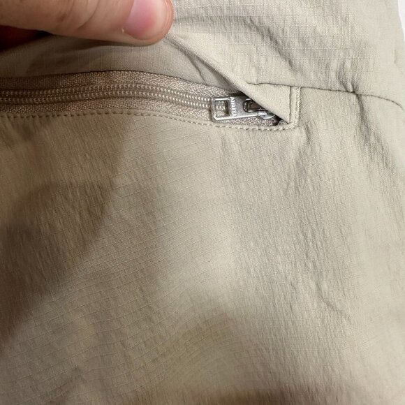 Athleta Trekkie Mid Rise Legacy Jogger SIze 6 Ripstop Athleisure Light Khaki - Picture 7 of 12